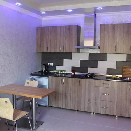 OldBatumi Apartment Bagian luar foto