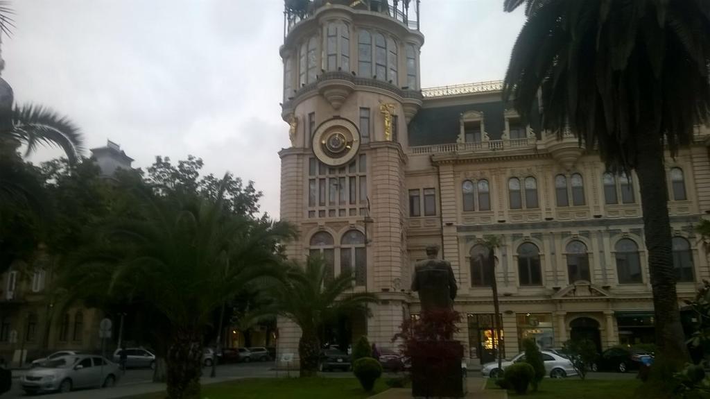 OldBatumi Apartment Bagian luar foto