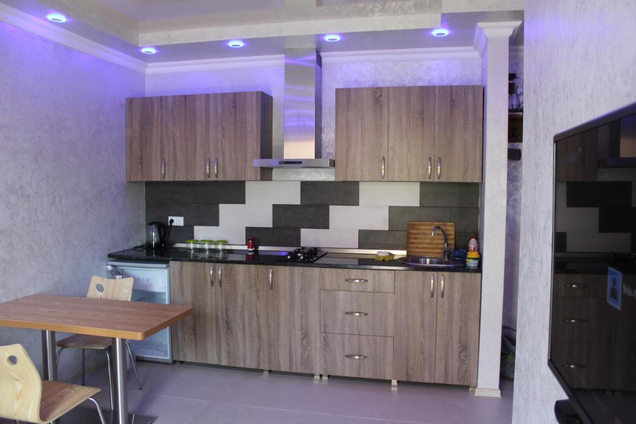 OldBatumi Apartment Bagian luar foto