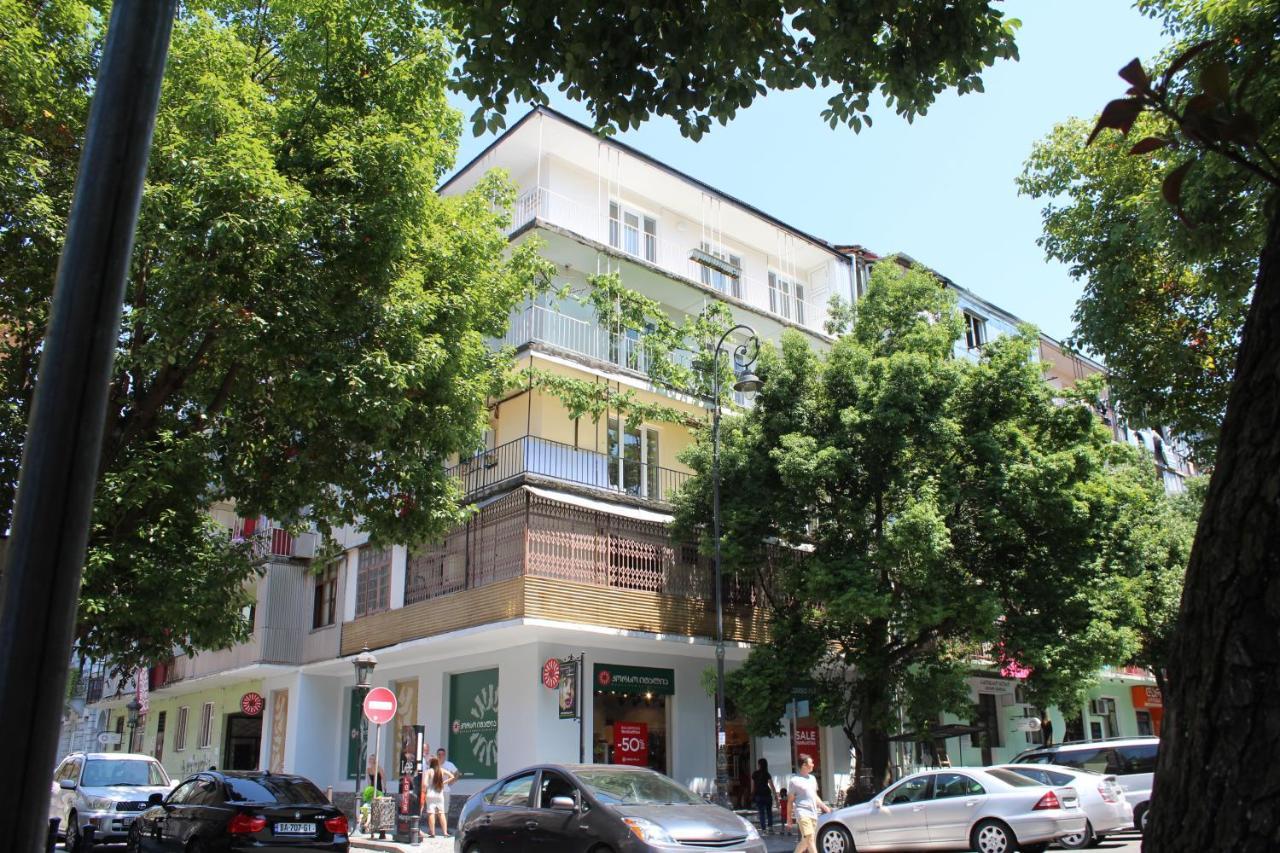 OldBatumi Apartment Bagian luar foto